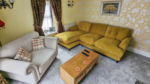 Newport House | Blanket House