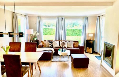 Muritz Apartment | Blick ins Grüne- Premium-FeWo