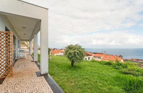 Porto Moniz House | Blissful Haven - Soulful Stays