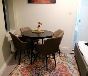 Blackpool Town Center Apartment | Blok 3 -Jacuzzi Suites, Apartment & Ensuite Rooms