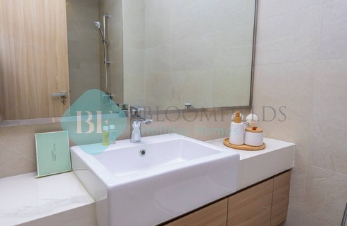 Jadaf Apartment | Bloomfields Cozy STU Azizi Farhad