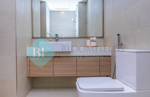 Jadaf Apartment | Bloomfields Cozy STU Azizi Farhad
