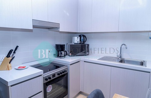 Abu Dhabi Apartment | Bloomfields Elegant 1BR in Waters Edge