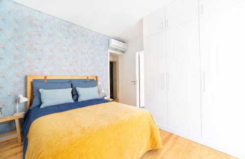 Misericordia Apartment | Blue by the River 1 - elegant two-bedroom in Santos