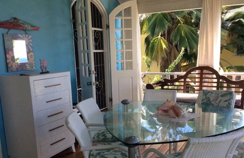 Porters Cottage | Blue Marine - Quiet Charming Cottage - Stunning Sea Views