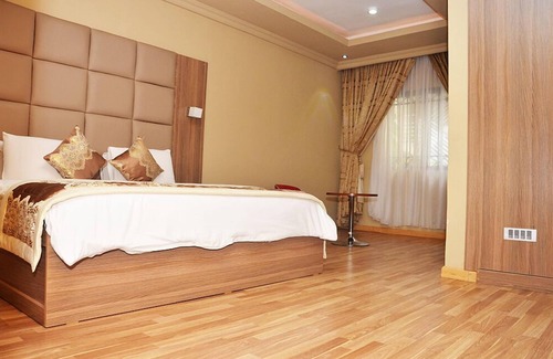 Port Harcourt Hotel | Blue Ribbon Suites