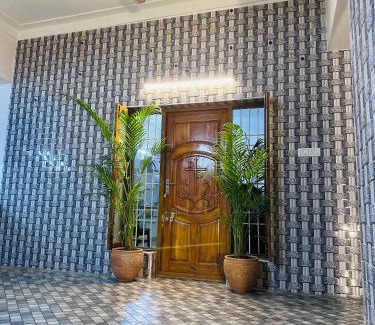 Adyar Hotel | Blue Shell