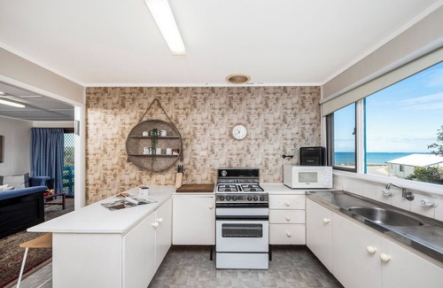 Guilderton House | Blue View - Ocean Views For Miles