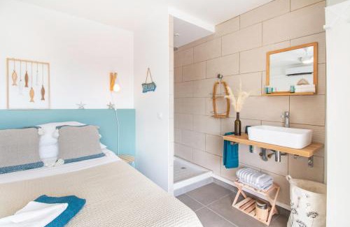 Orient Bay Apartment | BLUE WAVE - 2 bedrooms - Orient Beach!