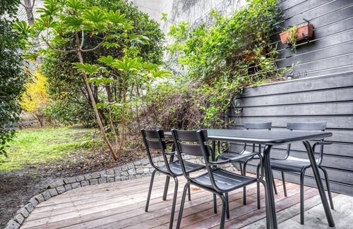 7th Arrondissement Apartment | Blueground | Invalides, balcony, nr Seine
