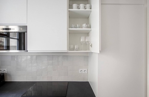 Croulebarbe Apartment | Blueground | Port Royal/Jardins du Luxembourg