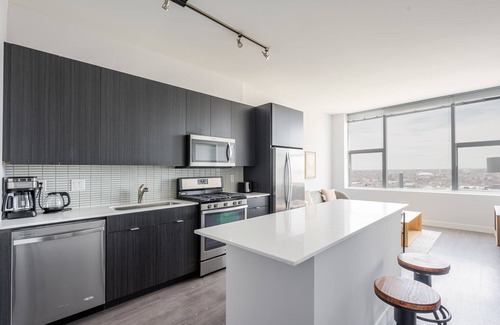 Printers Row Apartment | Blueground | South Loop, pool & gym, nr park