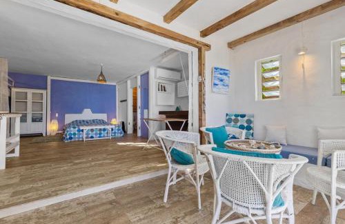 Trou d'Eau Douce Apartment | BlueMoon Studio on the Beach!