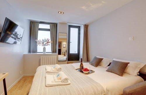 Strasbourg -Saint-Denis Apartment | Bluestay 252 - Duplex au cœur de Paris