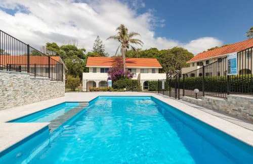 Blueys Beach House | Blueys Beach Villa Manyana 01