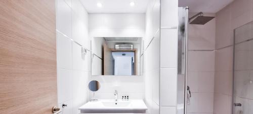 Florentin Apartment | BnBIsrael apartments - Markolet Camelia