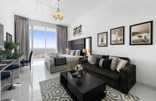 Dubai Sports City Apartment | bnbmehomes - Elegant Studio Golf Course View - 1916