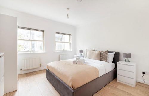 Bunhill Apartment | BnBNova - 4BR Townhouse - Old Street