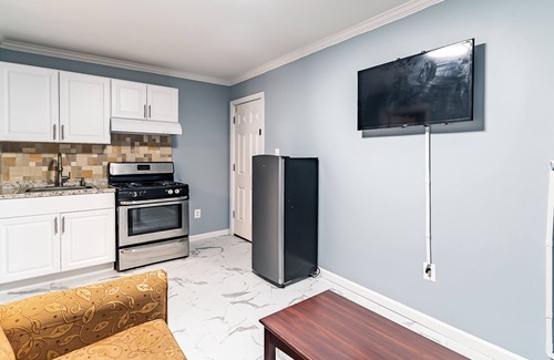 Seaside Heights Hotel | Boardwalk Hotel Charlee & Beach House Rentals