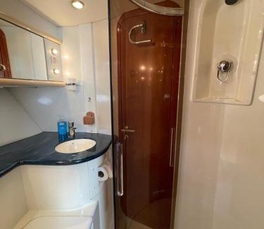 Torquay City Centre Boat Rental | Boat Accommodation Ltd