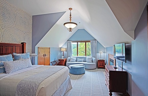 Blowing Rock Bed & Breakfast | Bob Timberlake Inn at Chetola Resort