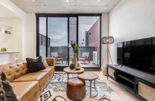 Prahran Apartment | Bohemian Oasis Heart Of Prahran Near Greville St