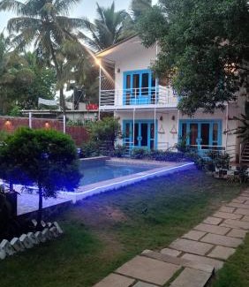 Morjim Hotel | BOHO BY THE BEACH Resort