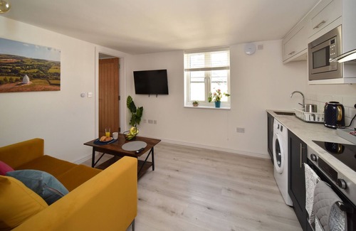 Macclesfield Apartment | Bollin Suite - Chester Road Apartments by Premier Serviced Accommodation