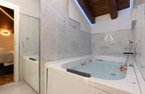 Saragozza-Porto Apartment | BolognaRoomscom - Villa Bottrigari