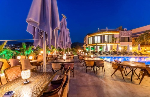 Yalikavak Hotel | Bombien Yalıkavak Adult Only