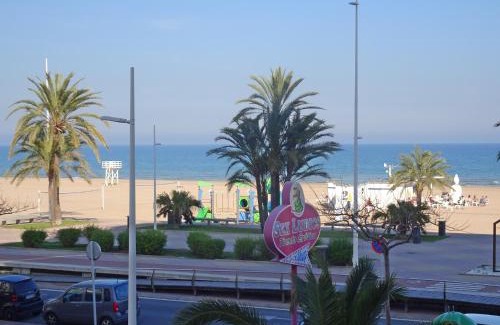 Grau i Platja Apartment | BONAIRE - PRIMERA LÍNEA DE PLAYA