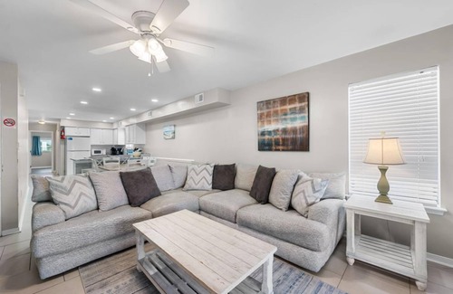 Gulf Shores House | Bonhome Richard East- Great Rates. Great Weather. Why are you not here yet?