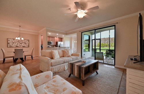 Bonita Springs Condo | Bonita National - First Floor Condo with golf!
