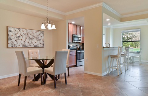 Bonita Springs Condo | Bonita National - First Floor Condo with golf!