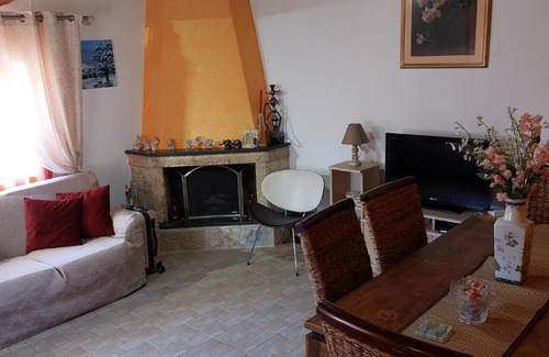 Kropia Apartment | Bonitta House