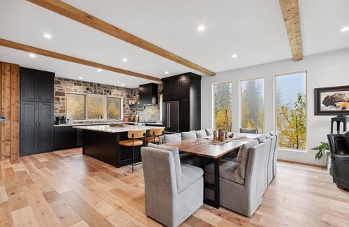 Whitefish Ski Chalet | Book a Holiday Stay! Hot Tub! Next to the NEW HIGH-SPEED 6 PACK Chairlift!