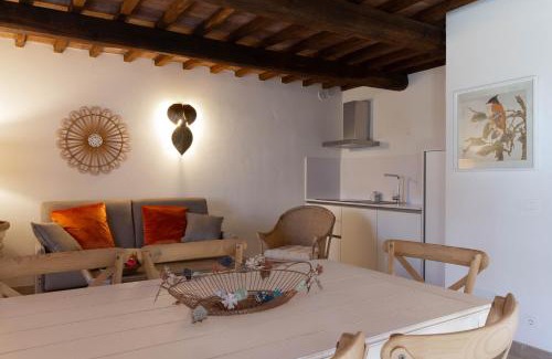 Rosia Apartment | Borgo Barigianino