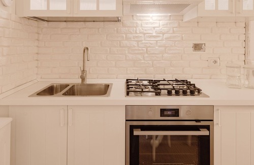 Rione XIV Borgo Apartment | Borgo Pio Vatican Luxury