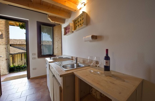 San Benedetto di Lugana House | Borgo San Donino - Selva Capuzza