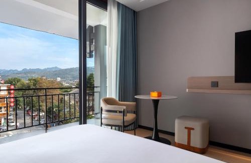 Wulingyuan Hotel | Borrman Hotel-ZhangJiaJie National Forest Park East Gate Branch