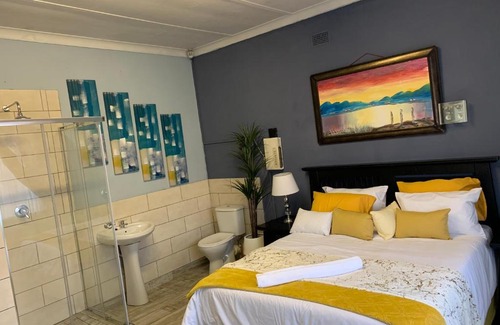 Pretoria House | Botlhale Guesthouse, Events & Spa