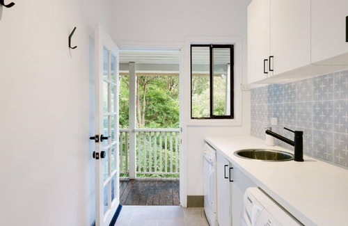 Killcare House | Bouddi Bush and Bay Retreat by HolidayCo.