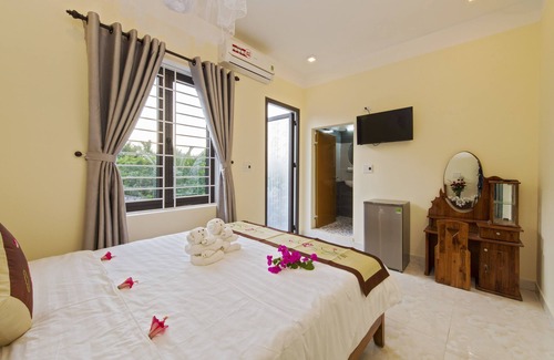 Cam Chau Hotel | Bougain Villeas Homestay