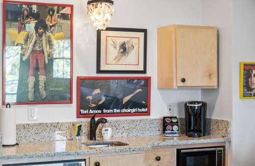 Folly Beach Hotel | Boutique Hotel Folly Room 7: Deluxe Studio with a spacious deck and marsh views