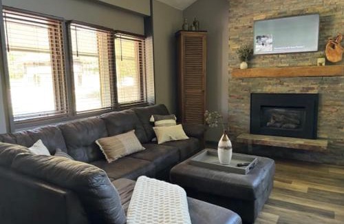Boyne Falls House | Boyne Mountain Spacious Condo