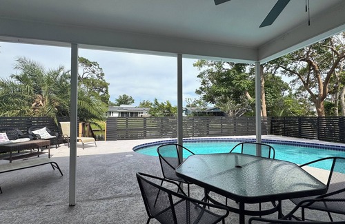Palma Sola Condo | Bradenton Lakefront Vacation Rental Home with Heated Pool and Water Views