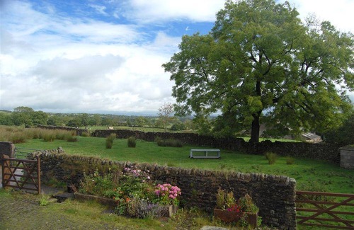 Harrop Fold Cottage | Bradley House