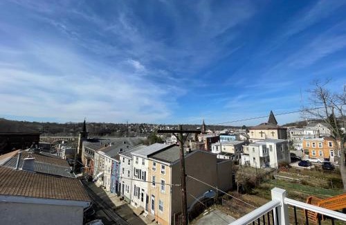 Manayunk Apartment | Brand New Manayunk Retreat 2BR including parking