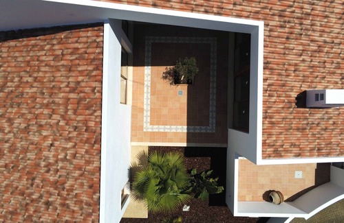 Alvor Villa | Brand New Villa with Private Pool and Lovely Garden near the beach.n
