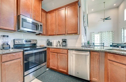 Seffner Community Alliance House | Brandon Hideaway – Top Suite/Single room with shared bathroom